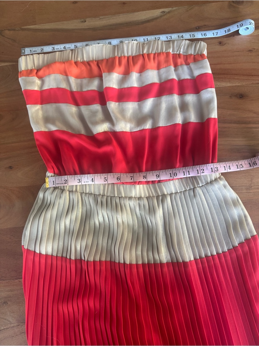 Y2K Cache strapless pleated maxi dress - Picture 11 of 11